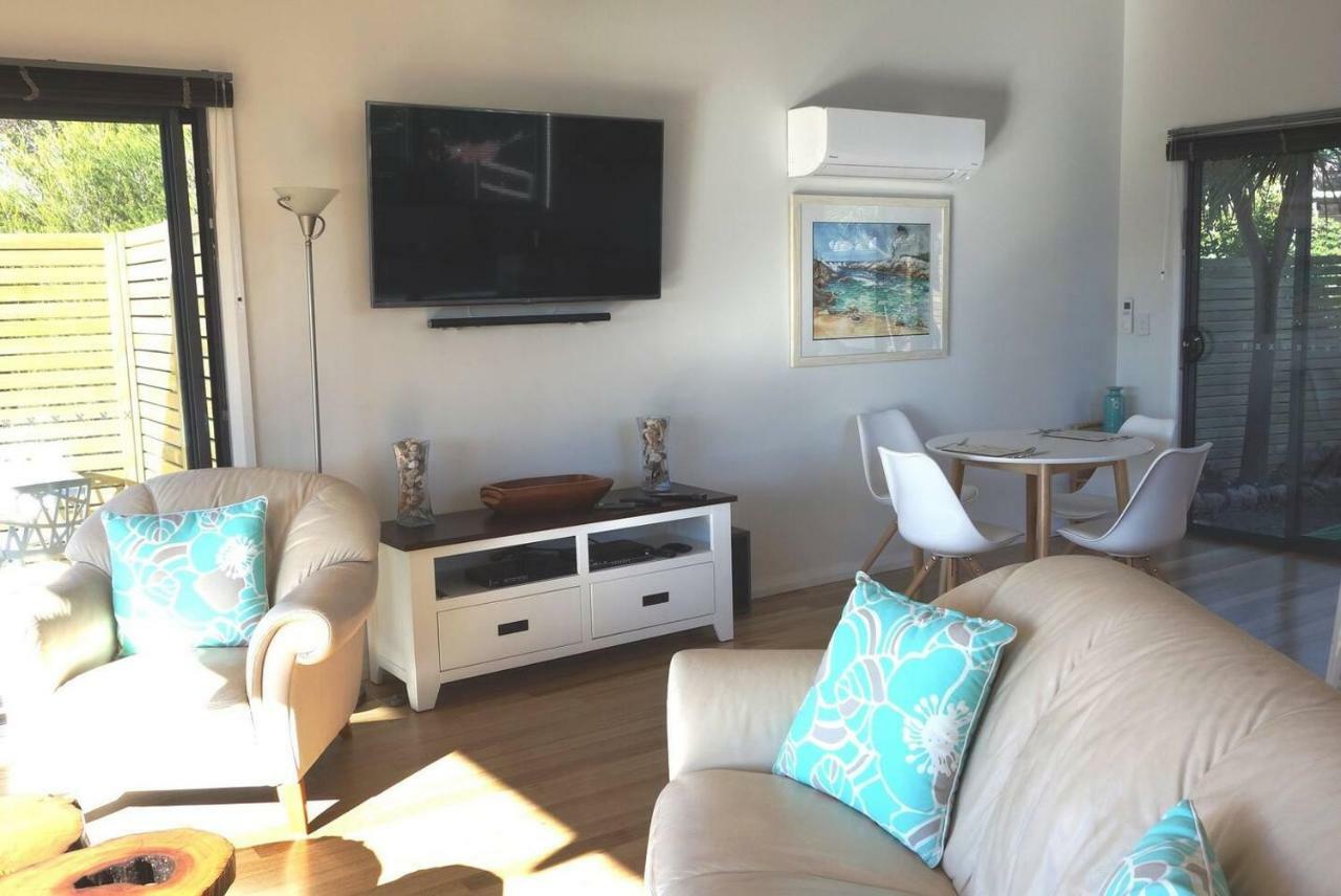 The Loft @ Bay Of Fires Seascape Apartment Binalong Bay ภายนอก รูปภาพ