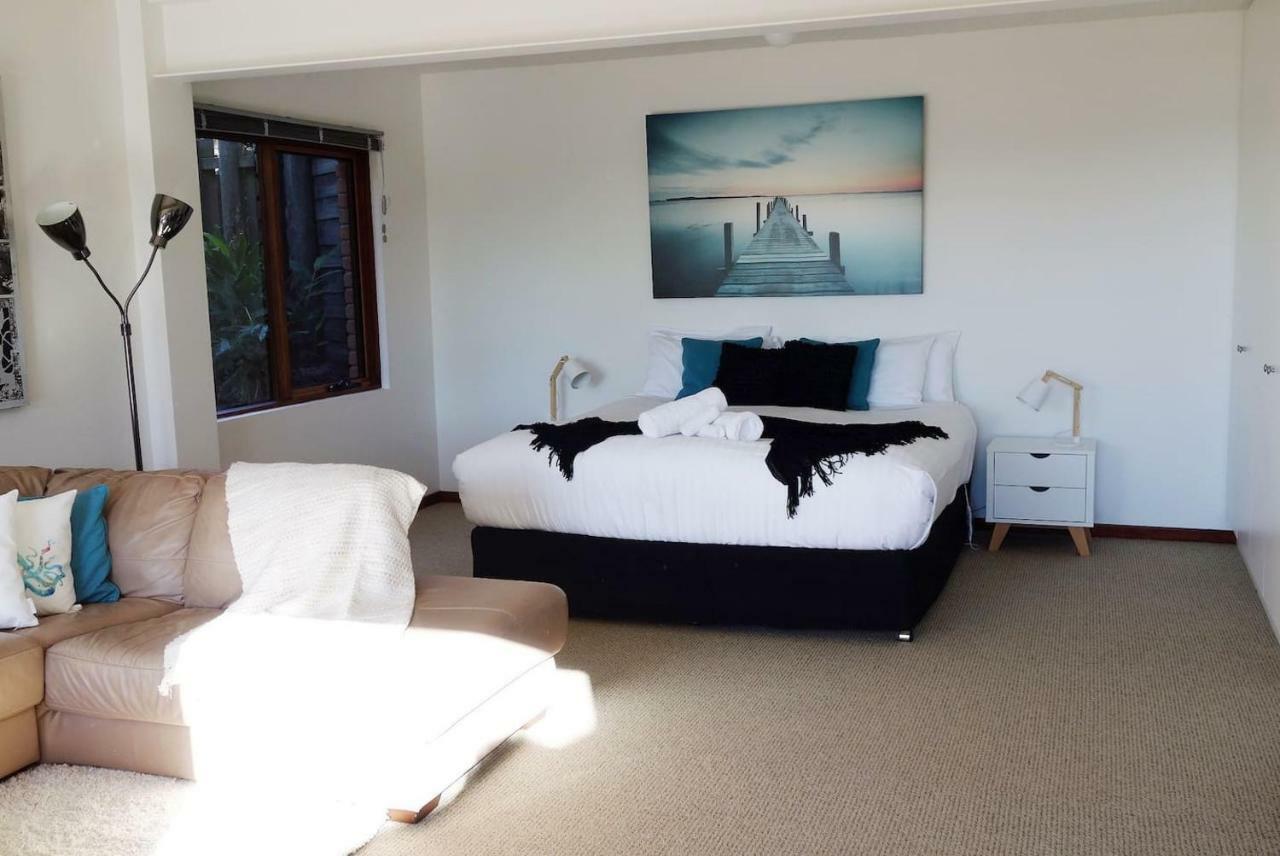 The Loft @ Bay Of Fires Seascape Apartment Binalong Bay ภายนอก รูปภาพ